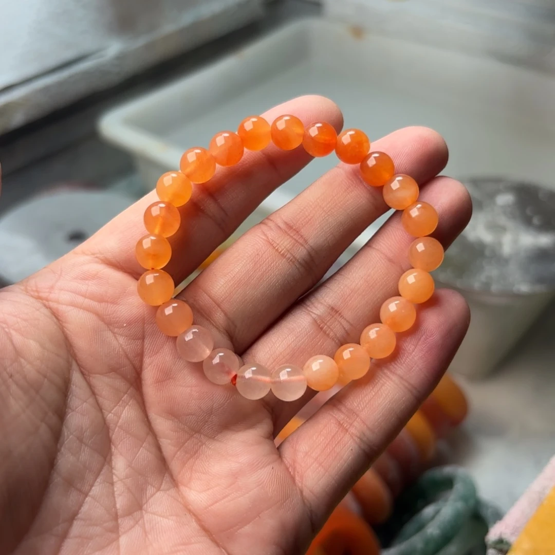 未镶嵌手镯石英质玉