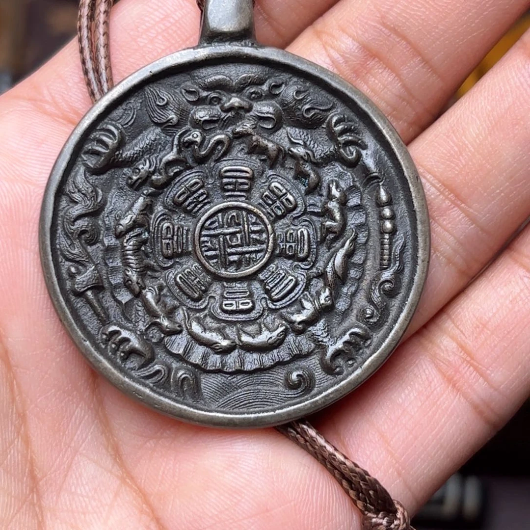 ＠****频铜星月菩提吊坠项链