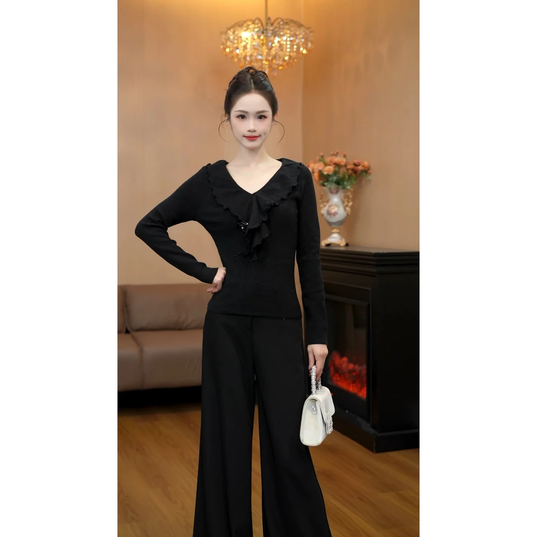 Y2830温柔风V领立体花朵荷叶边修身显瘦甜美针织衫