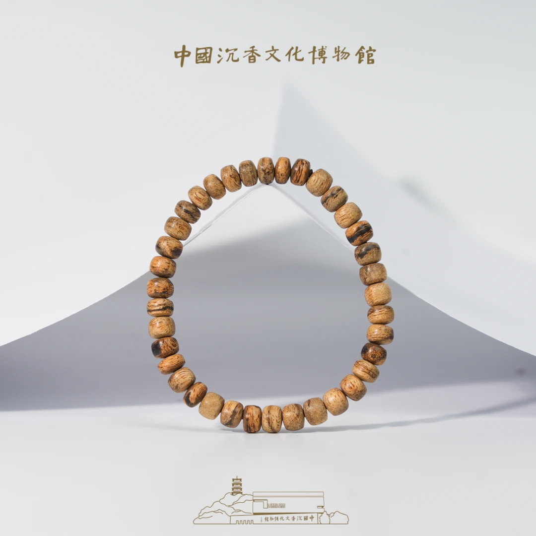 天然野加里曼丹达拉干沉香7mm鼓珠单圈手串（馆藏系列）QZDLG05