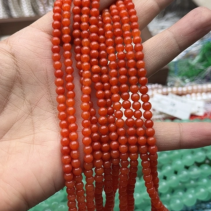 玛瑙/玉髓未镶嵌珠宝半成品一条4mm左右南红