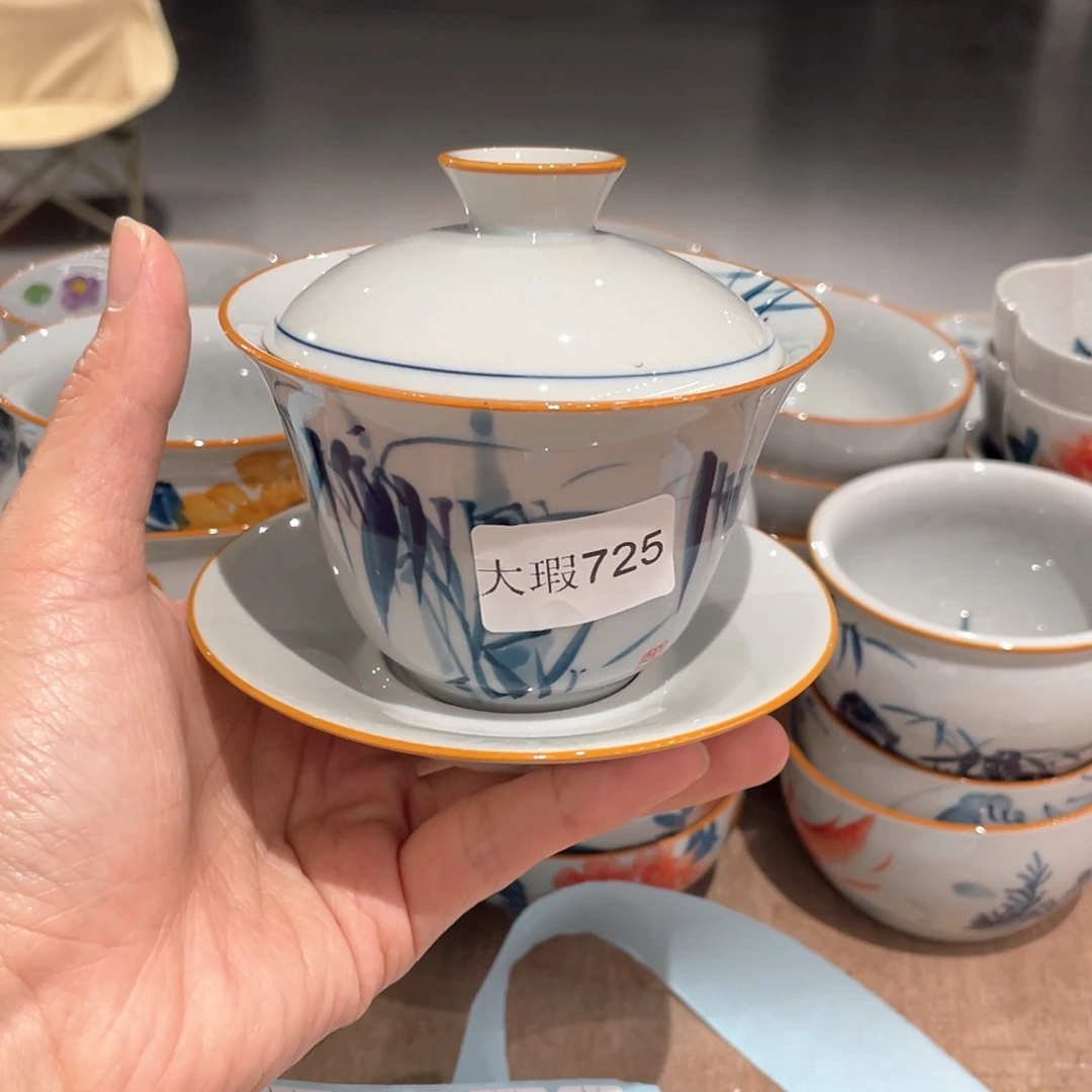 釉下手绘茶具微瑕