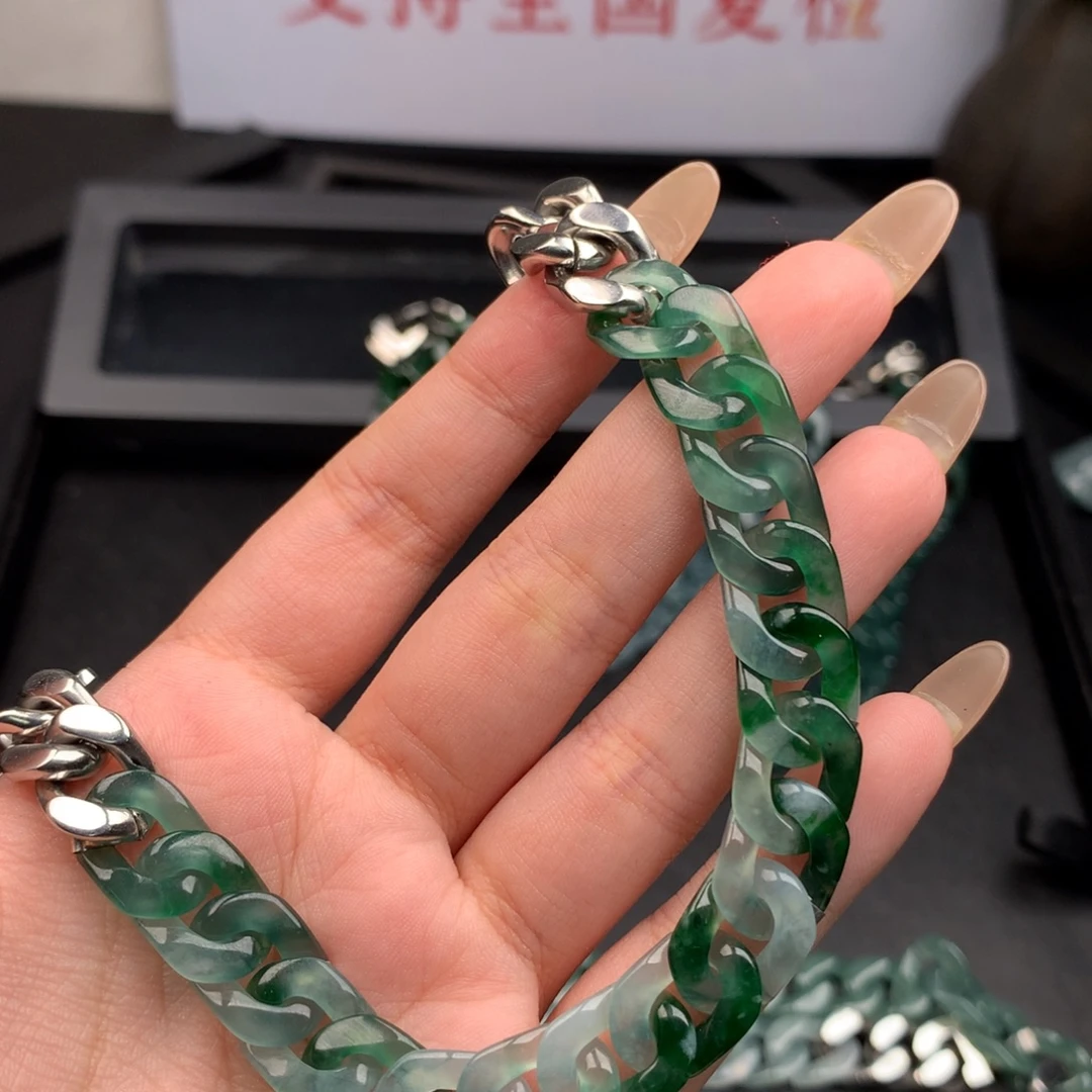 J***g翡翠未镶嵌手链000006