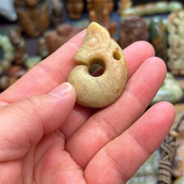 岫岩河磨玉（透闪石质玉）把件未镶嵌凌