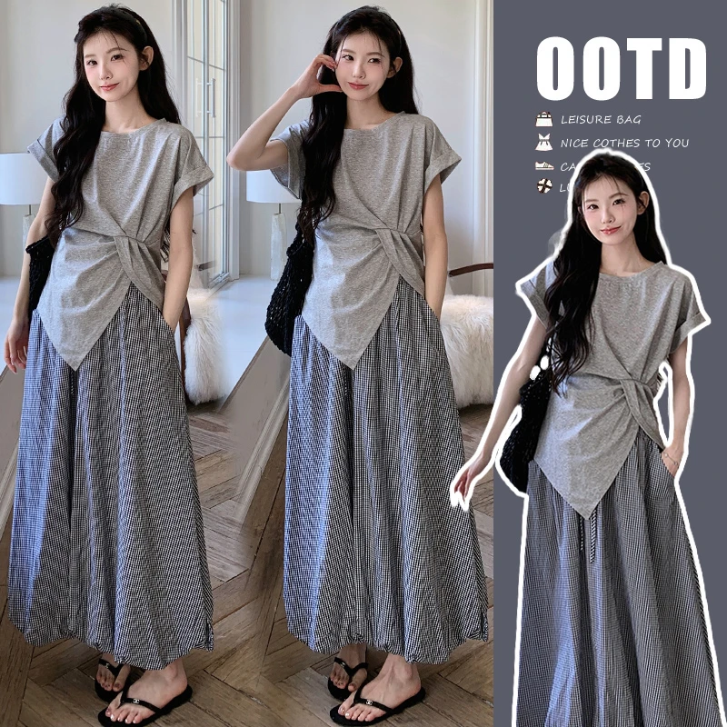 孕妇套装夏季2025新款时尚设计感不规则短袖T恤格子花苞裙两件套