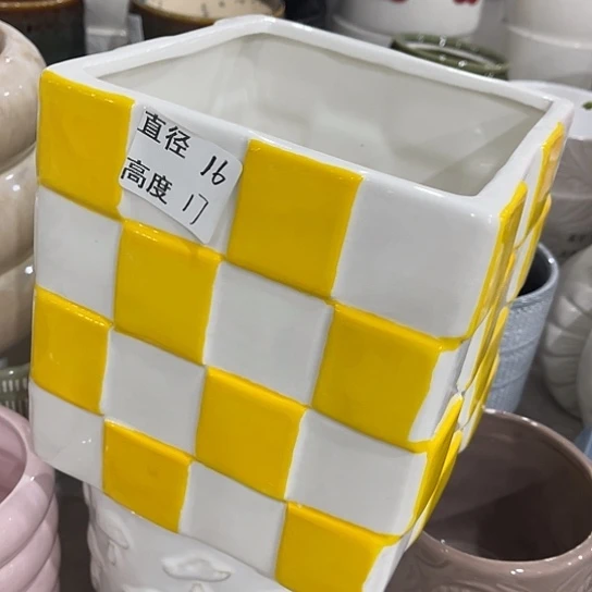多肉绿植陶瓷花盆9.9包邮，有孔