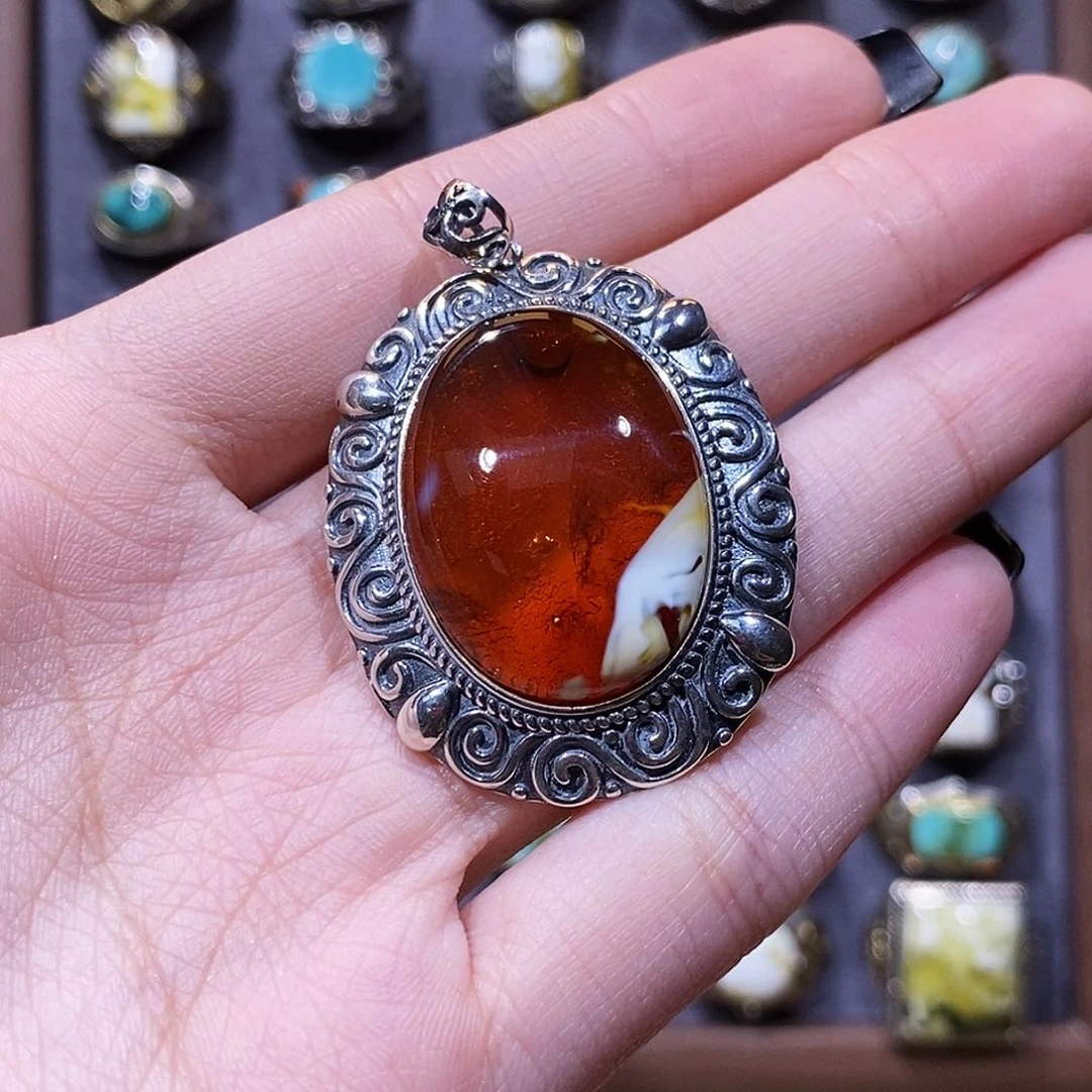 琥珀颈饰银S925镶嵌奶****?吊坠