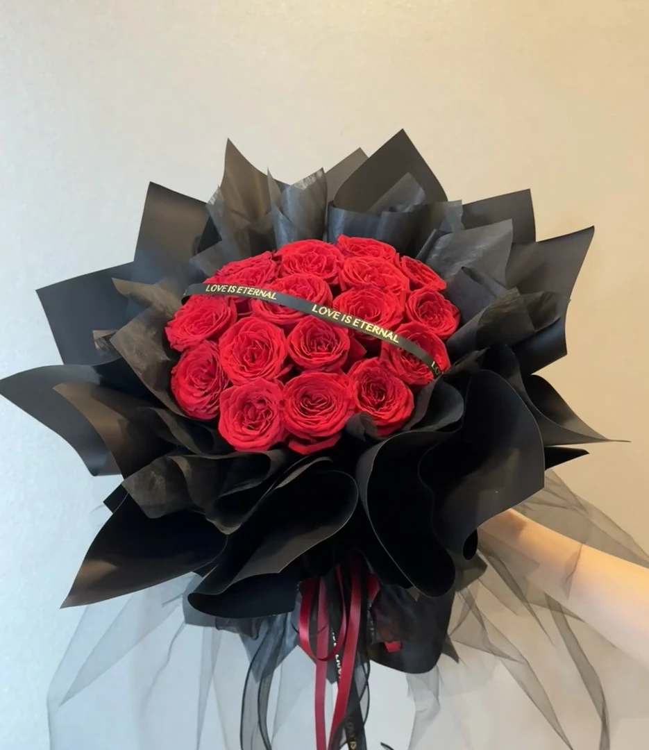 33朵红玫瑰花礼物
