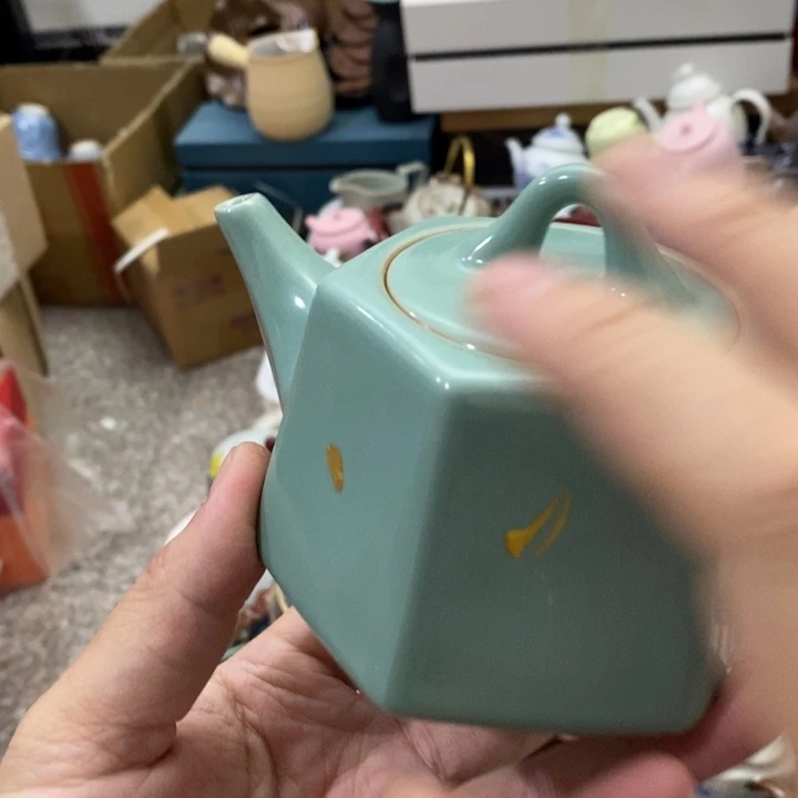 陶瓷艺术品及陶瓷壶壶