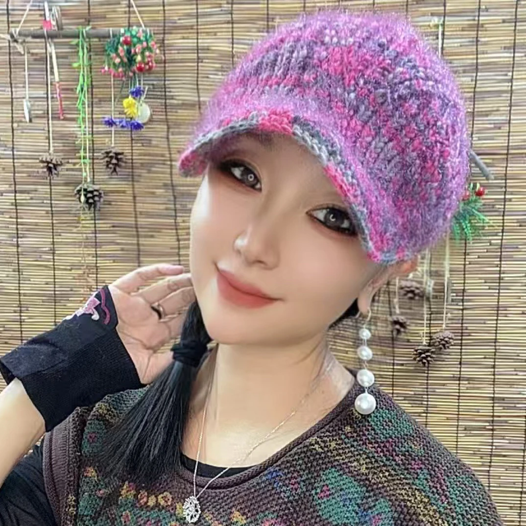 秋季上新——手工钩织百搭彩色鸭舌帽