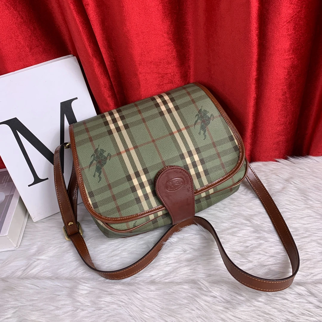 95新 BURBERRY/博柏利 格纹马蹄包/AR08622536/2536/修复品/瑕