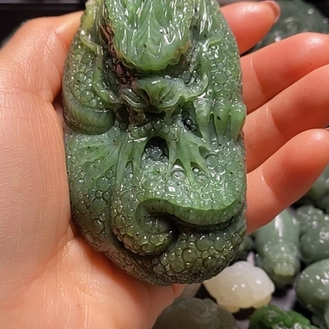 未镶嵌和田玉（糖玉）珠宝奇石