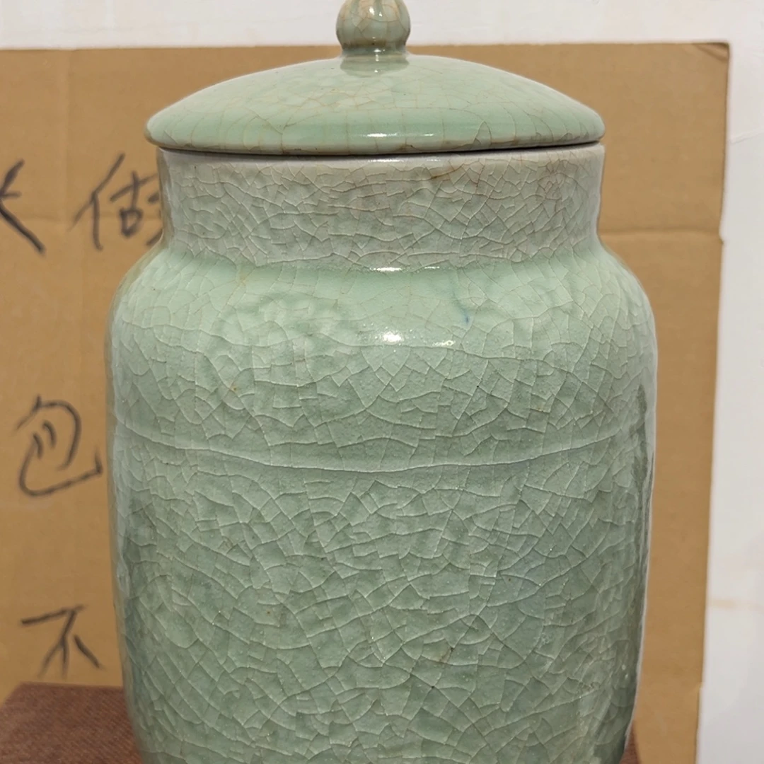 用***8陶摆件空心的墙砖在一层