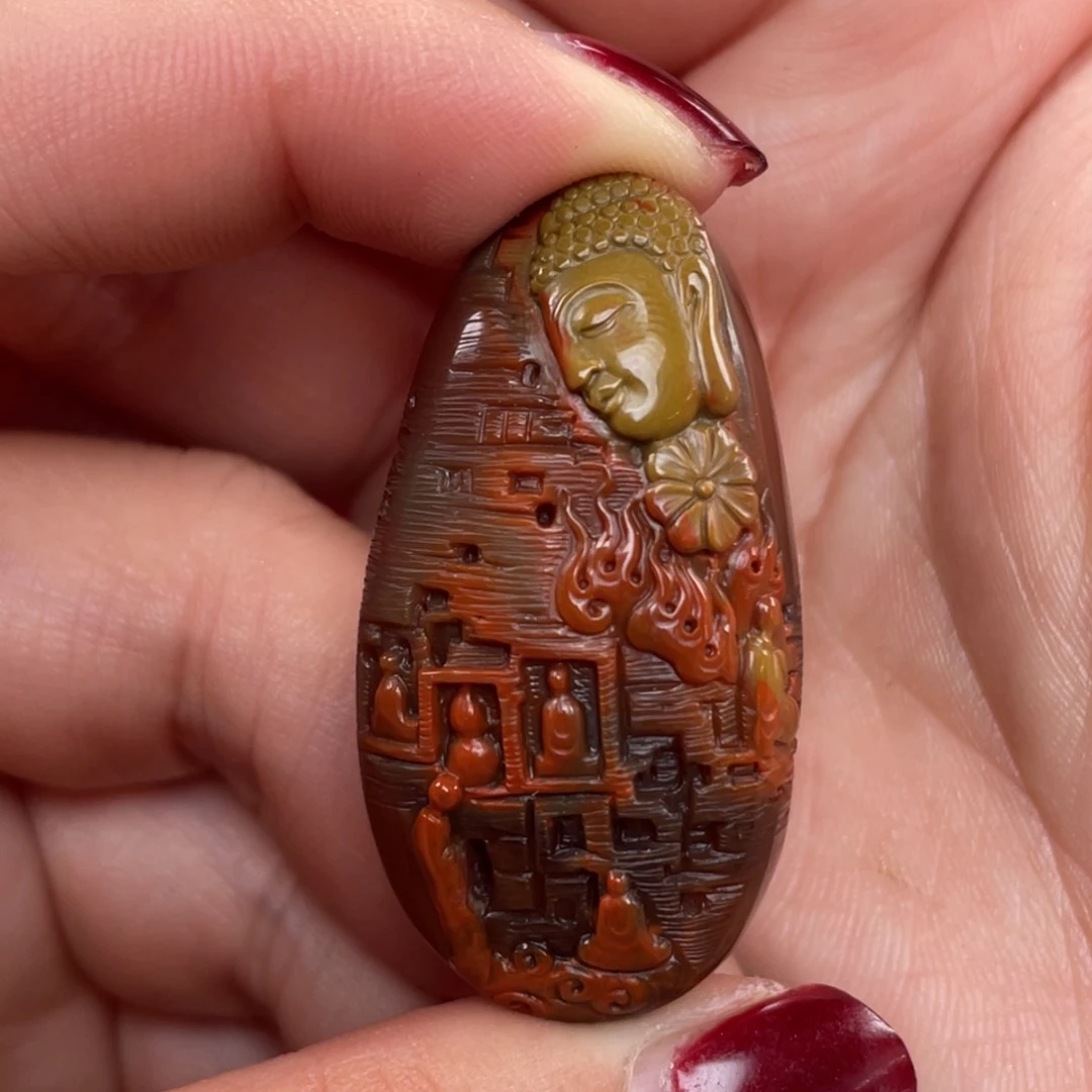 南红玛瑙吊坠未镶嵌