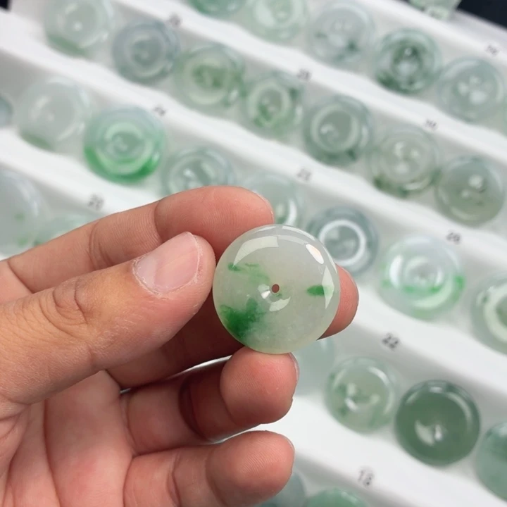 翡翠未镶嵌颈饰缅甸天然A货翡翠27.5/6.3