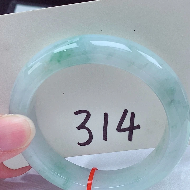 翡翠未镶嵌手镯翡翠