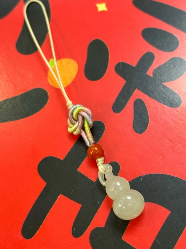 和田玉青海料葫芦手机吊坠
