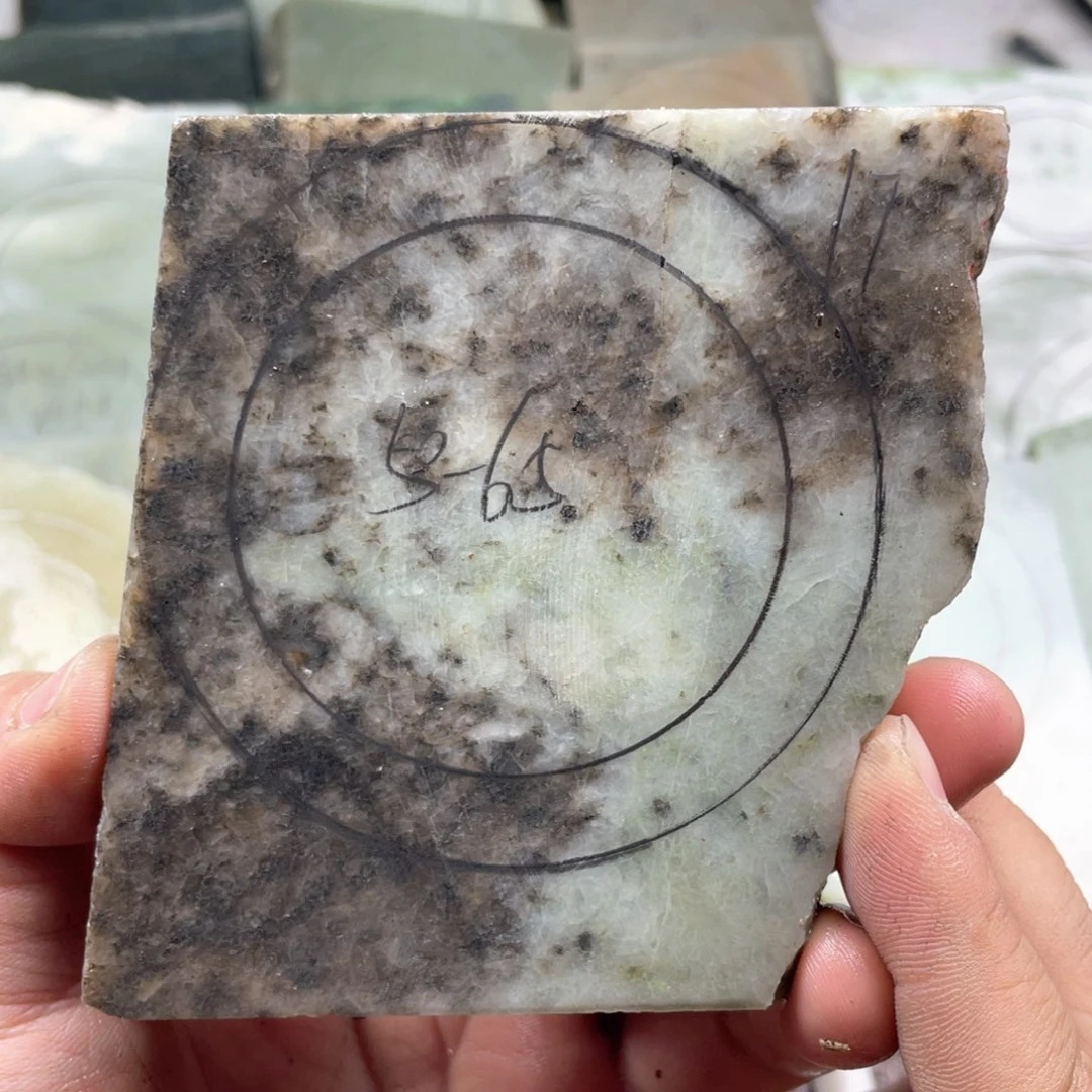 独山玉定制手镯未镶嵌