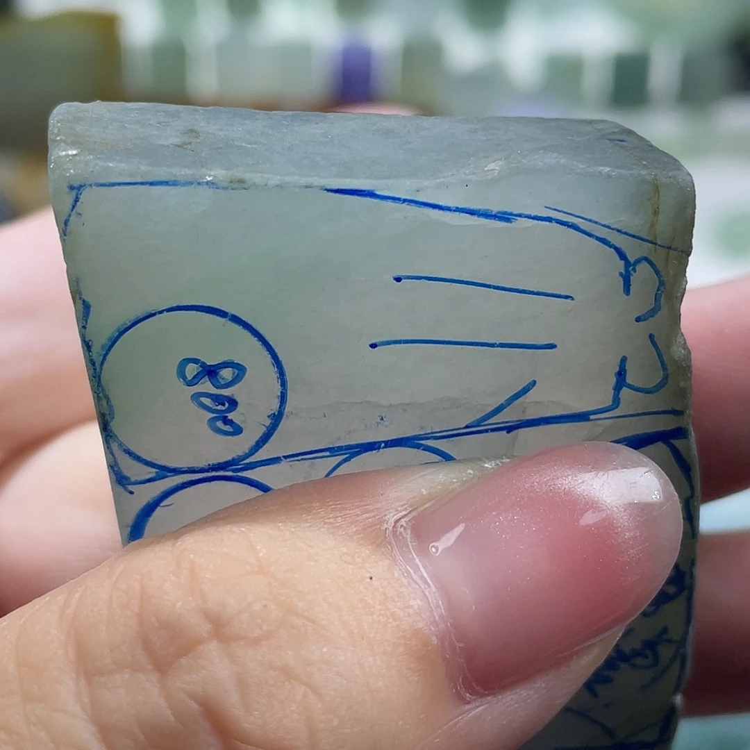 兜***峰未镶嵌定制翡翠瓜