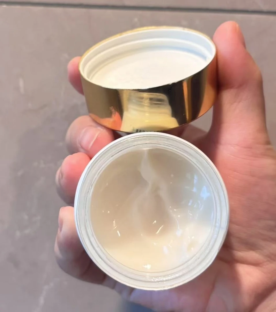 法水润补湿面霜      面膜