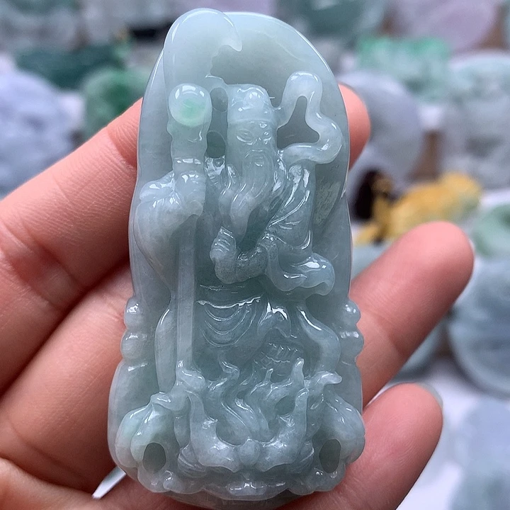翡翠未镶嵌颈饰立体关二爷卡厚12+