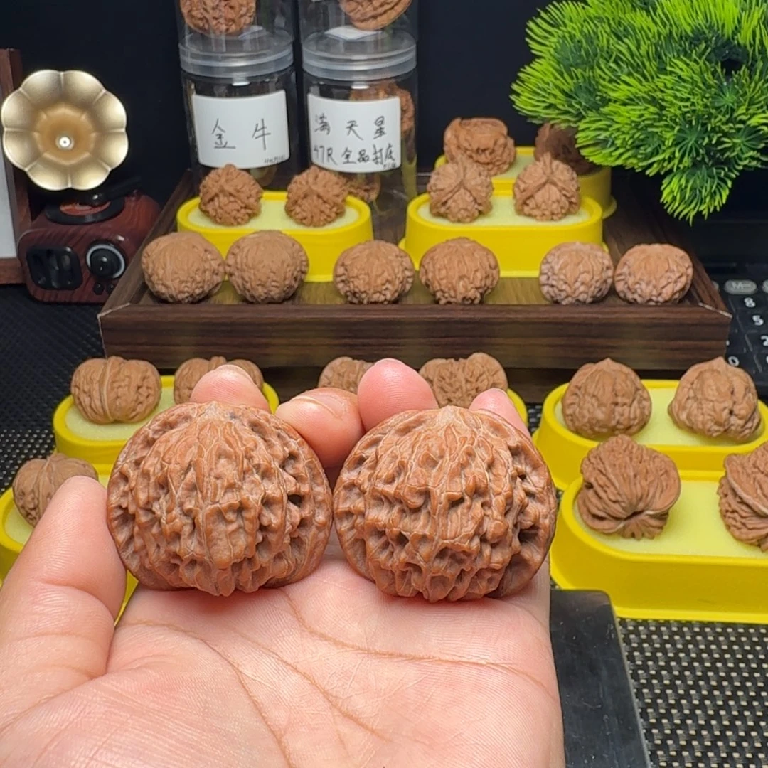 黎***）吊坠文玩核桃全品老树红皮山地磨40