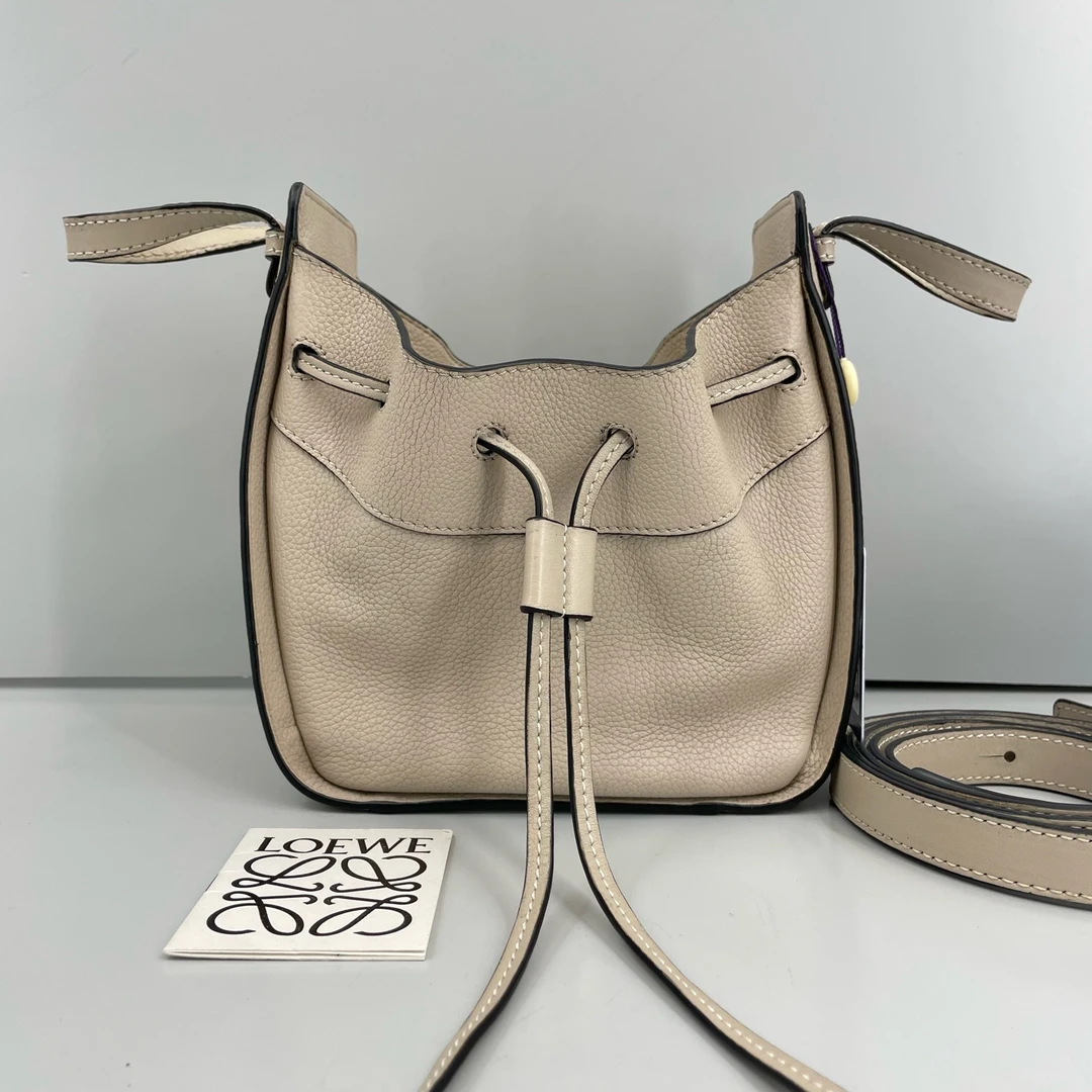 95新 LOEWE/罗意威 优选/Hammock灰白色迷你吊床包16×19×11Z10161