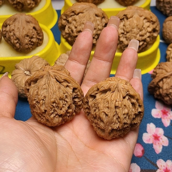 吊坠文玩核桃发*人南疆石的