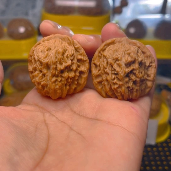 文玩核桃吊坠四座楼