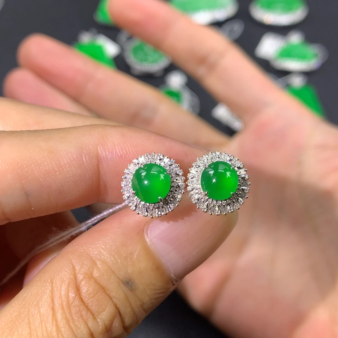 翡翠18K金镶嵌耳饰翡翠