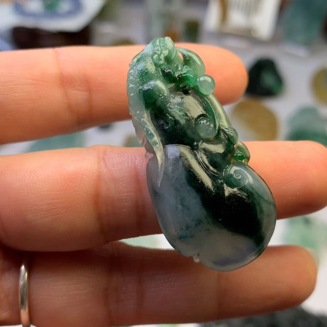 定制翡翠未镶嵌翡翠