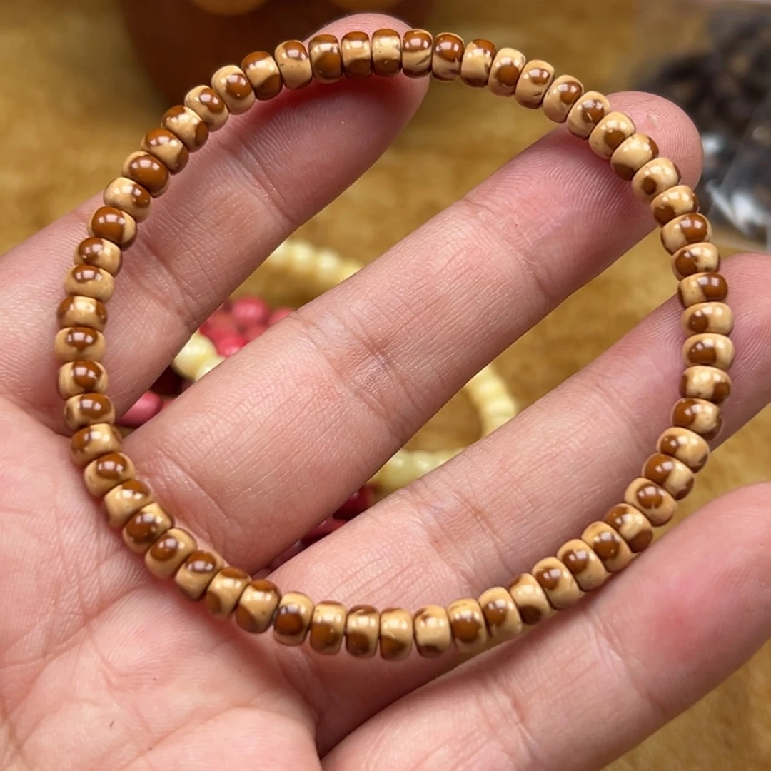 只买单纯的吊坠，没带链子，属的性质。