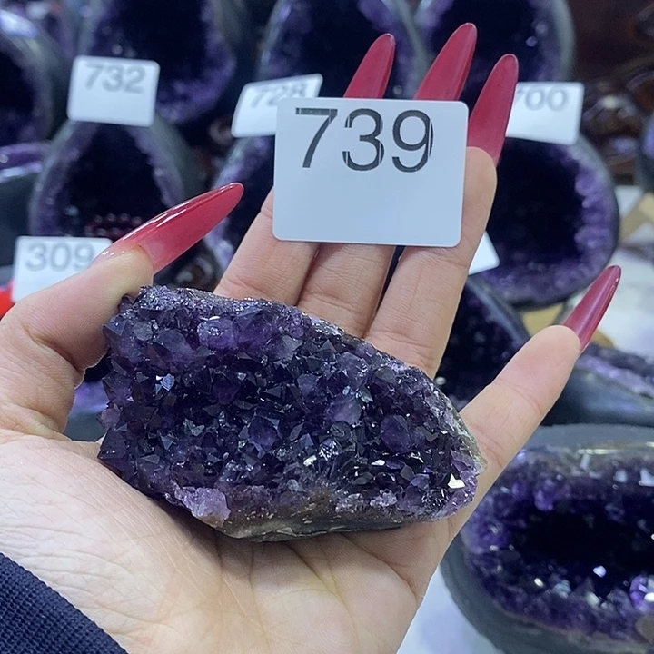 紫晶未镶嵌大型摆件（非配饰）739