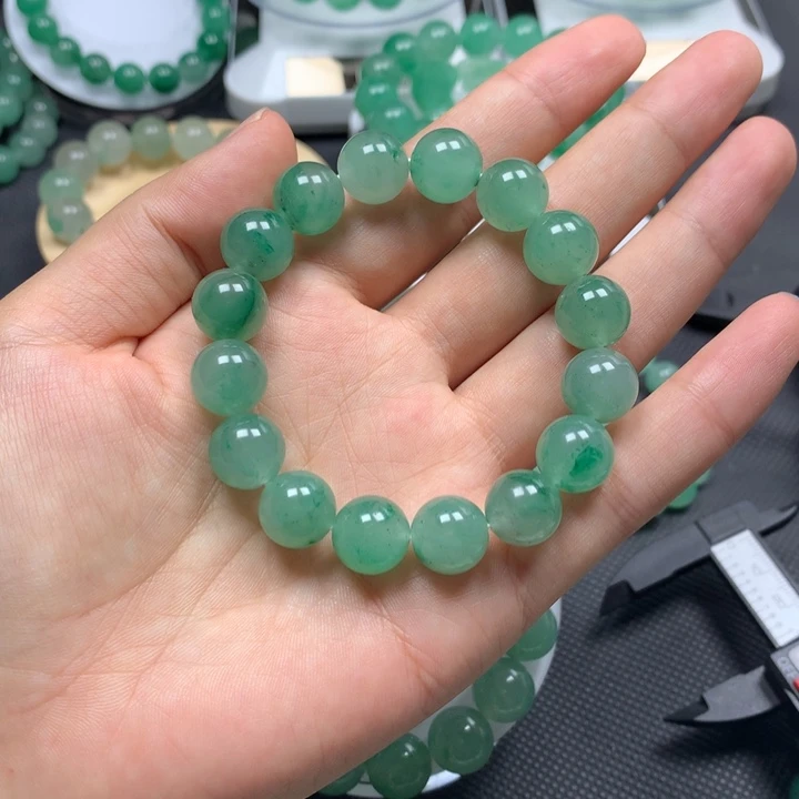 石英质玉手串未镶嵌