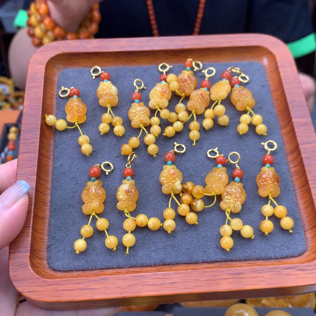 未镶嵌吊坠(不含链)琥珀多样性发一