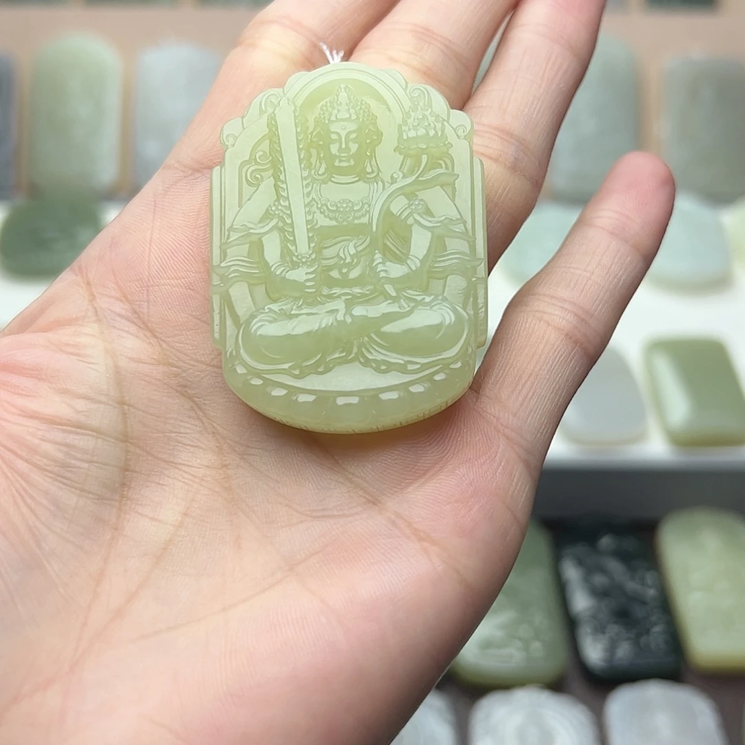 水***6颈饰未镶嵌和田玉