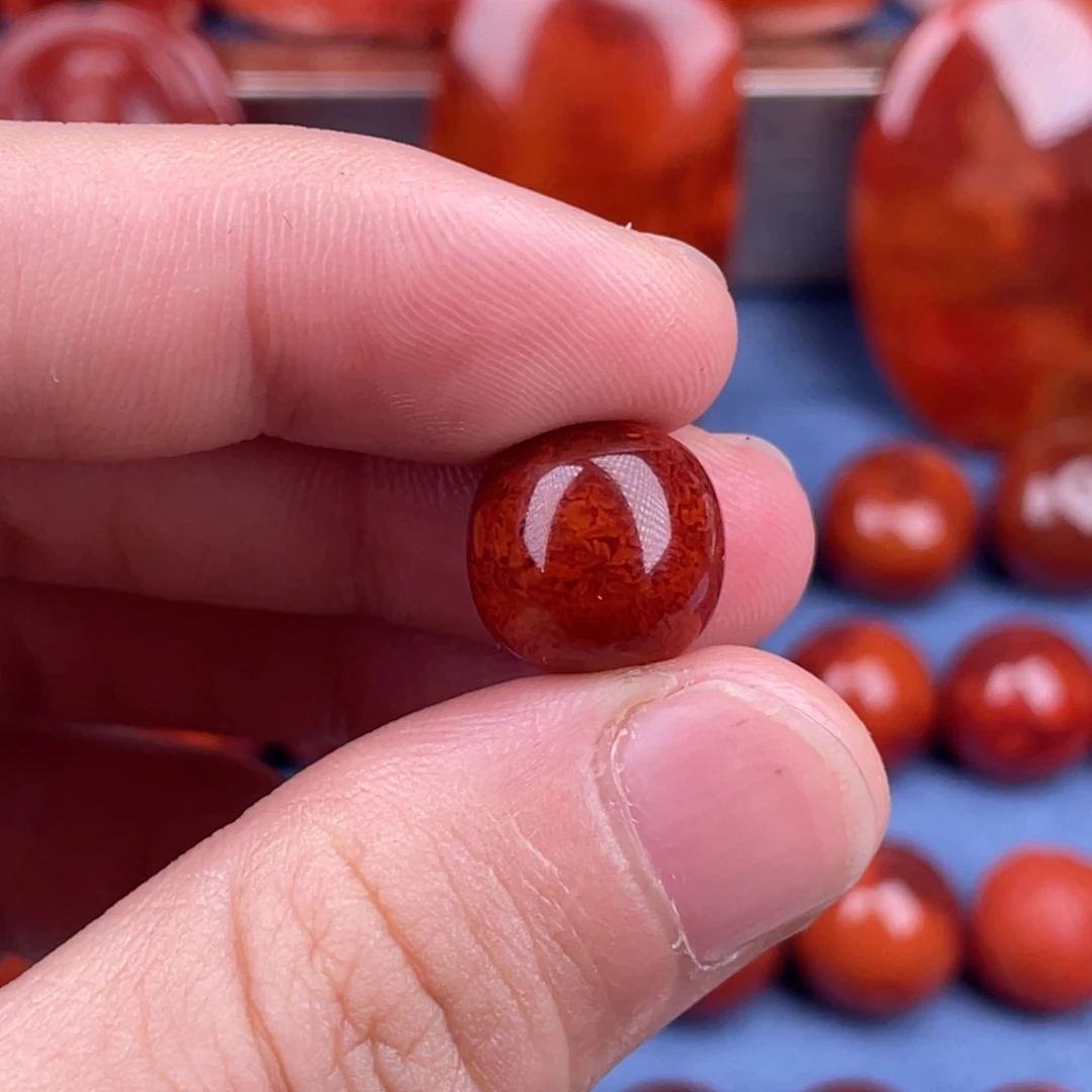 龙***南红玛瑙未镶嵌其他12.5mm瓦西牛血红火焰纹原矿单珠