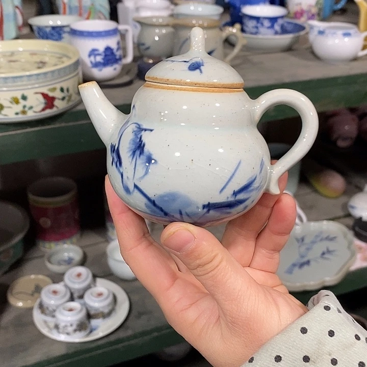 摆件景德镇陶瓷学院的艺术教育工作