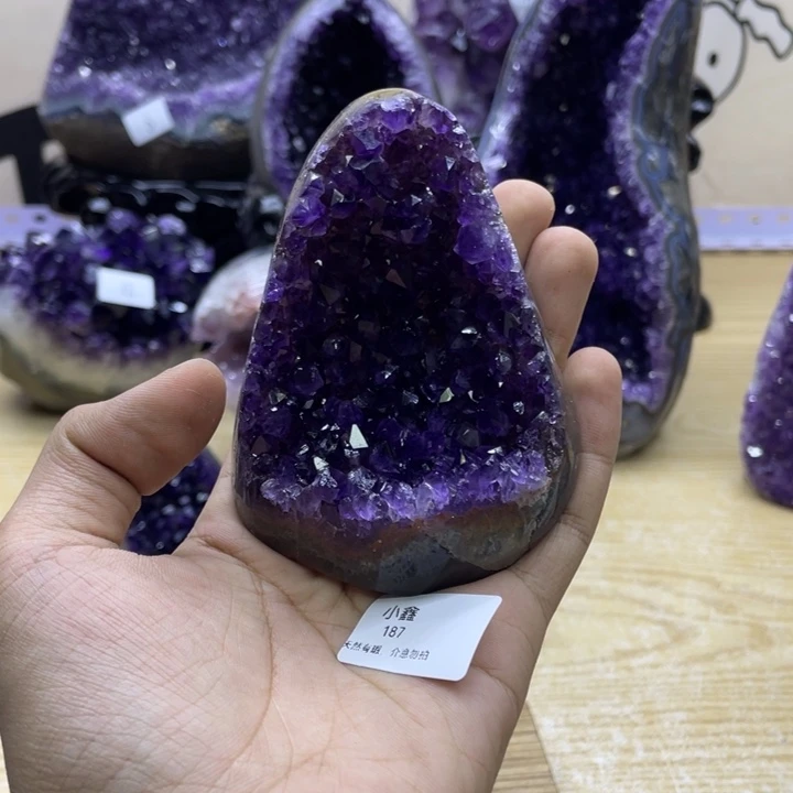 未镶嵌大型摆件（非配饰）紫晶