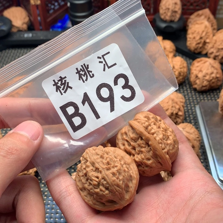 吊坠文玩核桃霸王