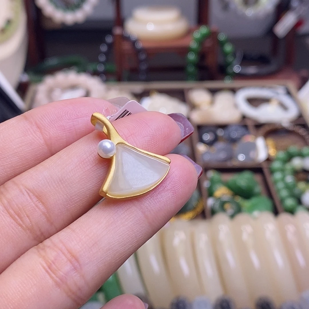 和田玉福利款古法银吊坠未镶嵌