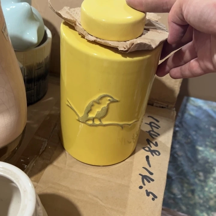 陶瓷花瓶摆件微瑕捡漏出高20口5.5公分