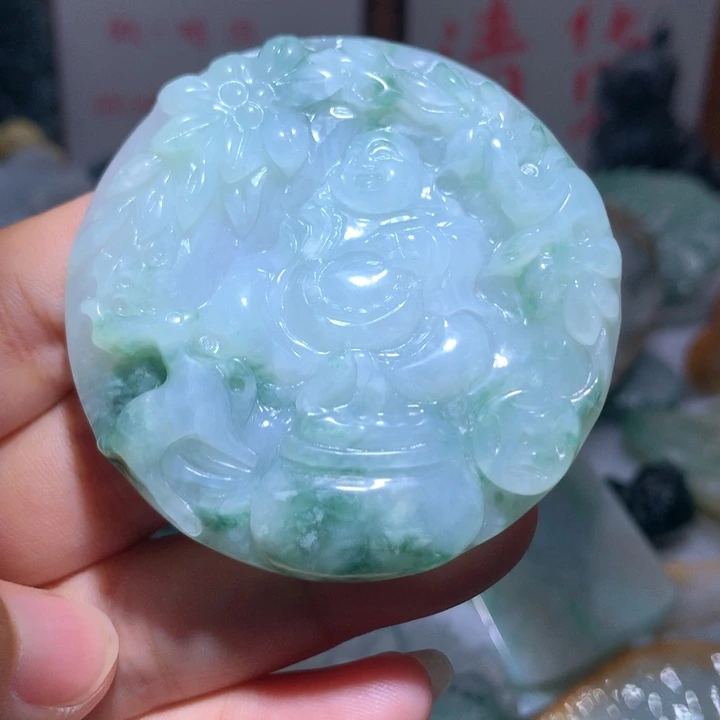 翡翠未镶嵌颈饰保真天然A货翡翠