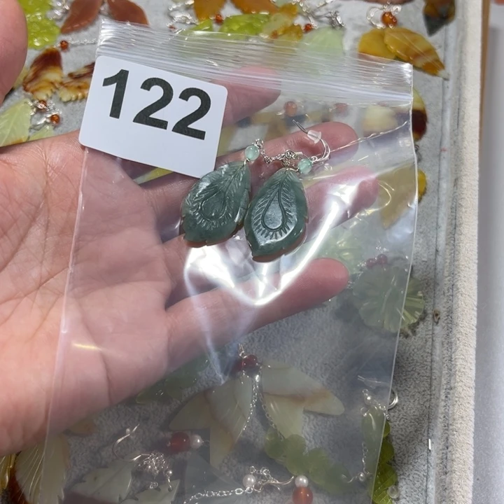 蛇纹石玉耳饰未镶嵌來****箋