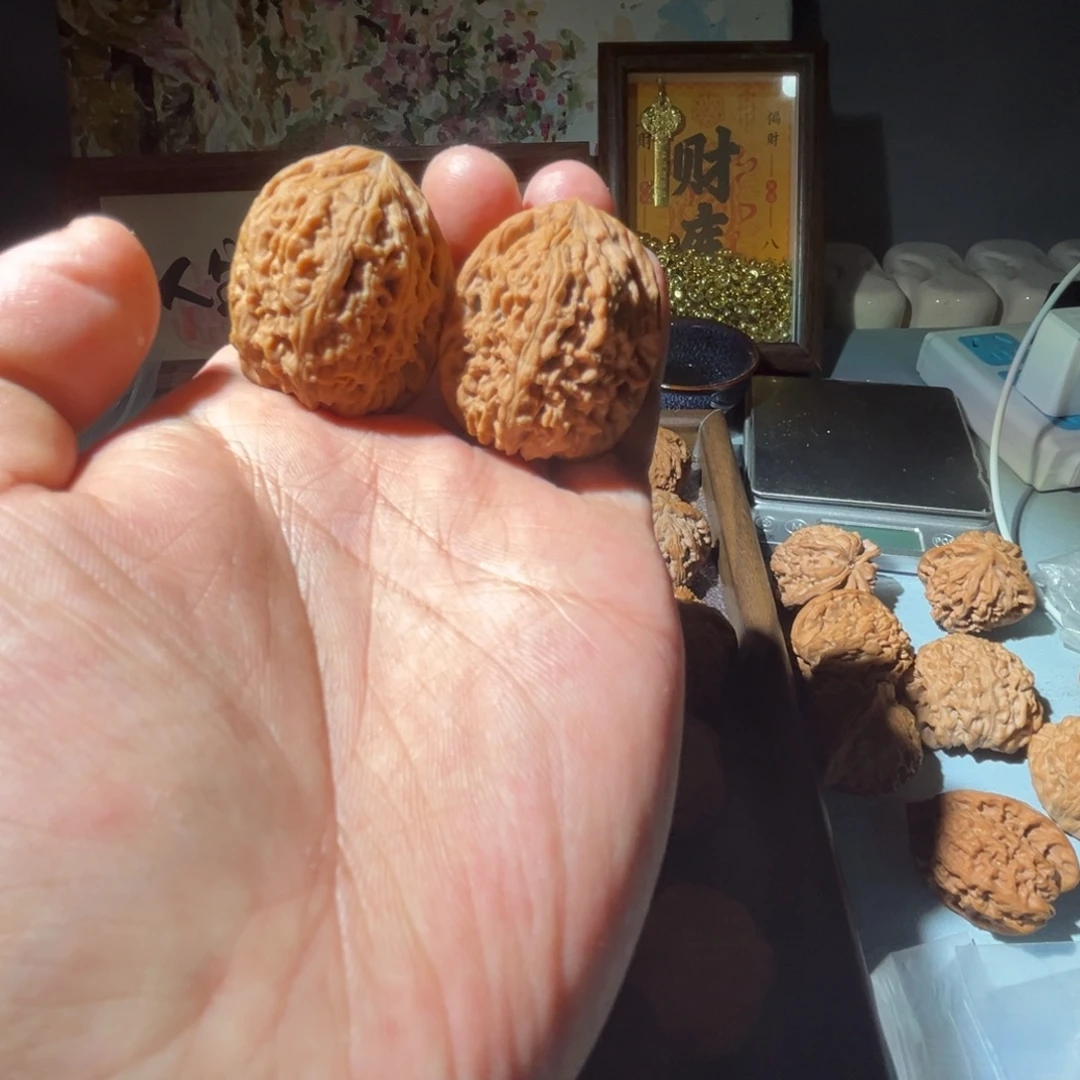 瑞麟文玩核桃南疆石