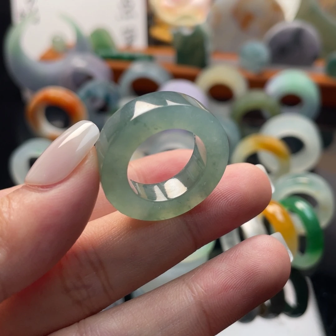 定制翡翠未镶嵌  蓝绿水