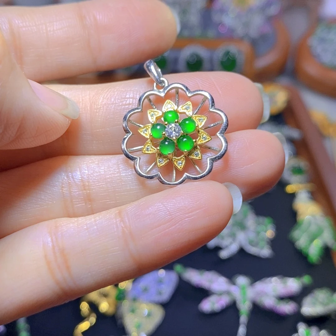 翡翠颈饰银S925镶嵌天然翡翠