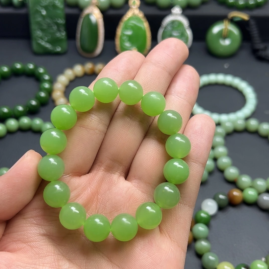 和田玉（碧玉）未镶嵌手链