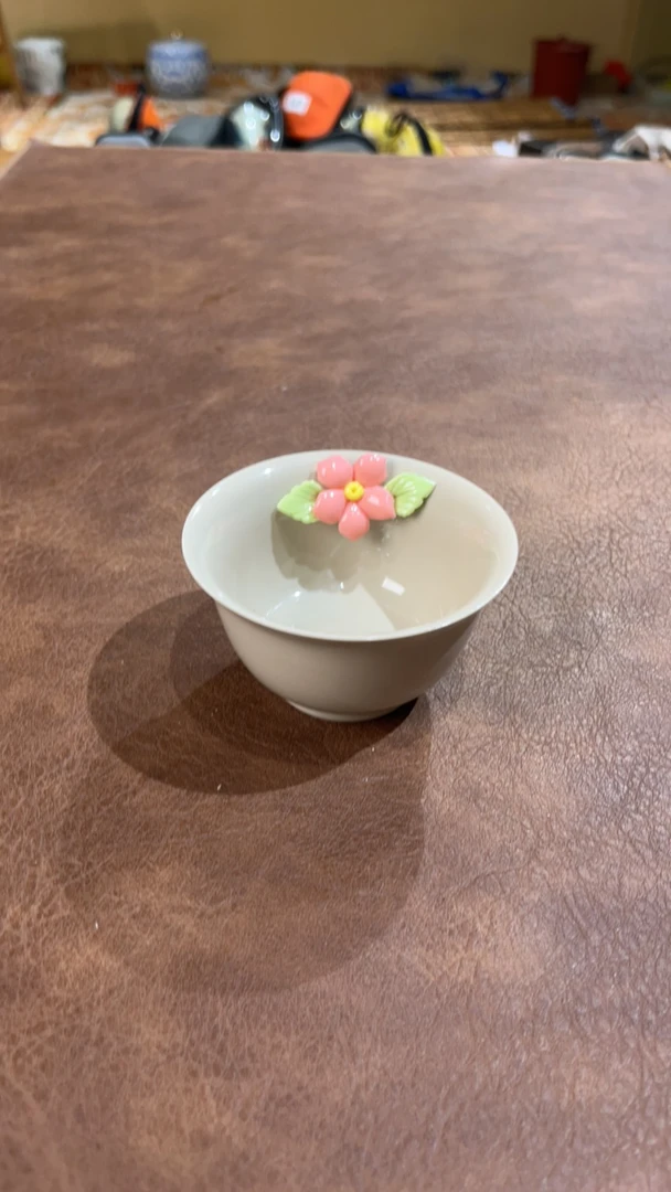 2带花瓣主人杯一个陶瓷主人杯