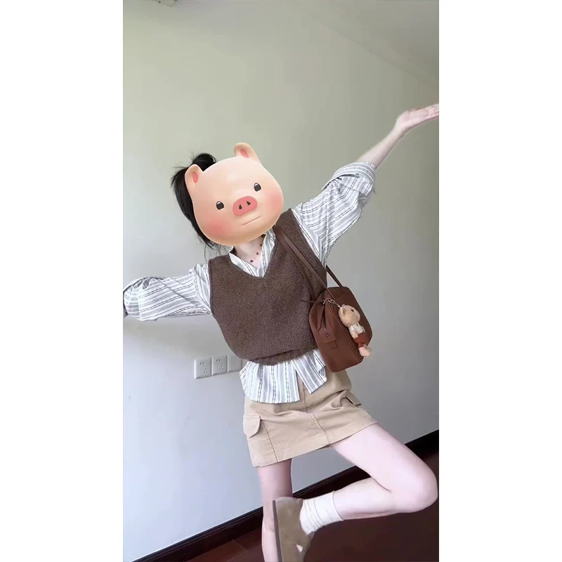 慵懒风美拉德针织马甲背心女2025新款外搭叠穿衬衣裤子三件套装